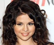 Selena Gomez, pictures, picture, photos, photo, pics, pic, Taylor Lautner, dating, rumors