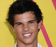 Taylor Lautner, pictures, picture, photos, photo, pics, pic, Selena Gomez, dating, rumors