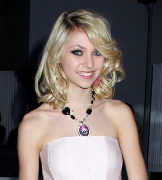 Taylor Momsen, pic, pics, picture, pictures, photo, photos, celebrity, celeb, news, hot, juicy, gossip, rumors